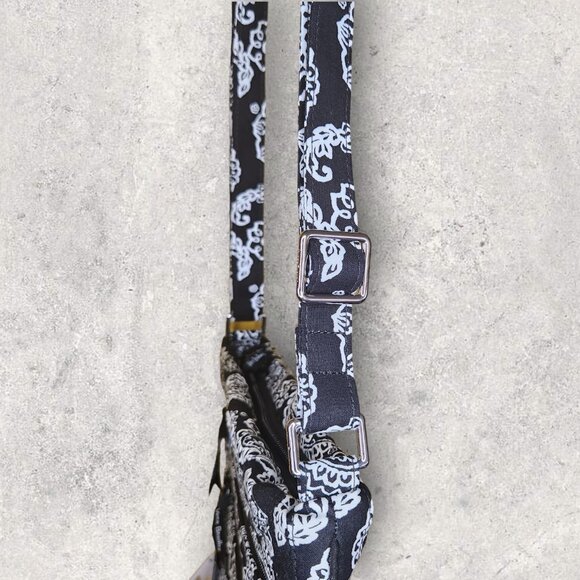 Vera Bradley Collegiate Crossbody - Texas Tech University - Black- NWT - Picture 5 of 9